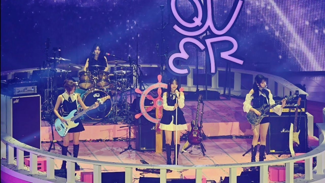 QWER (큐더블유이알) - 눈물참기 + 별의 하모니 + 안녕, 나의 슬픔 (2025 QWER 1ST WORLDTOUR [ROCKATION])