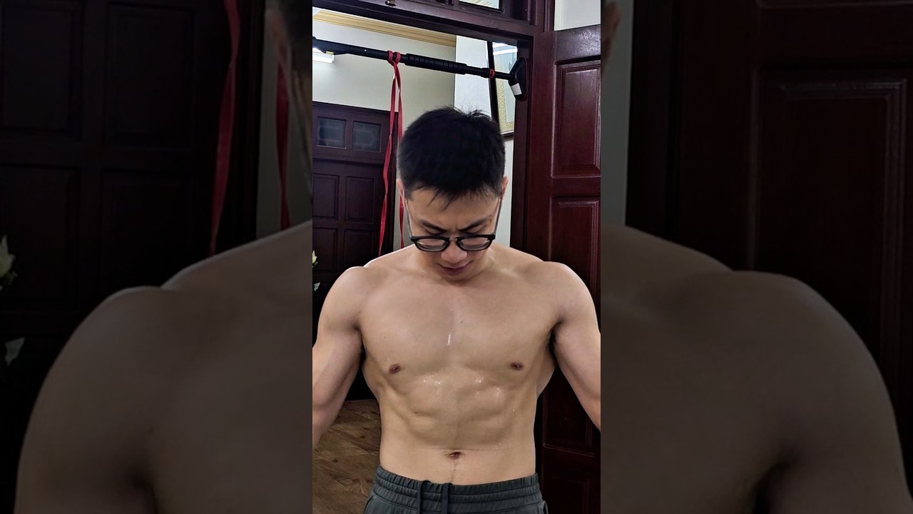 Outline Video Tác hại và tác dụng phụ của lung flexer khi tập sai #calisthenics #lungflexer #fitness