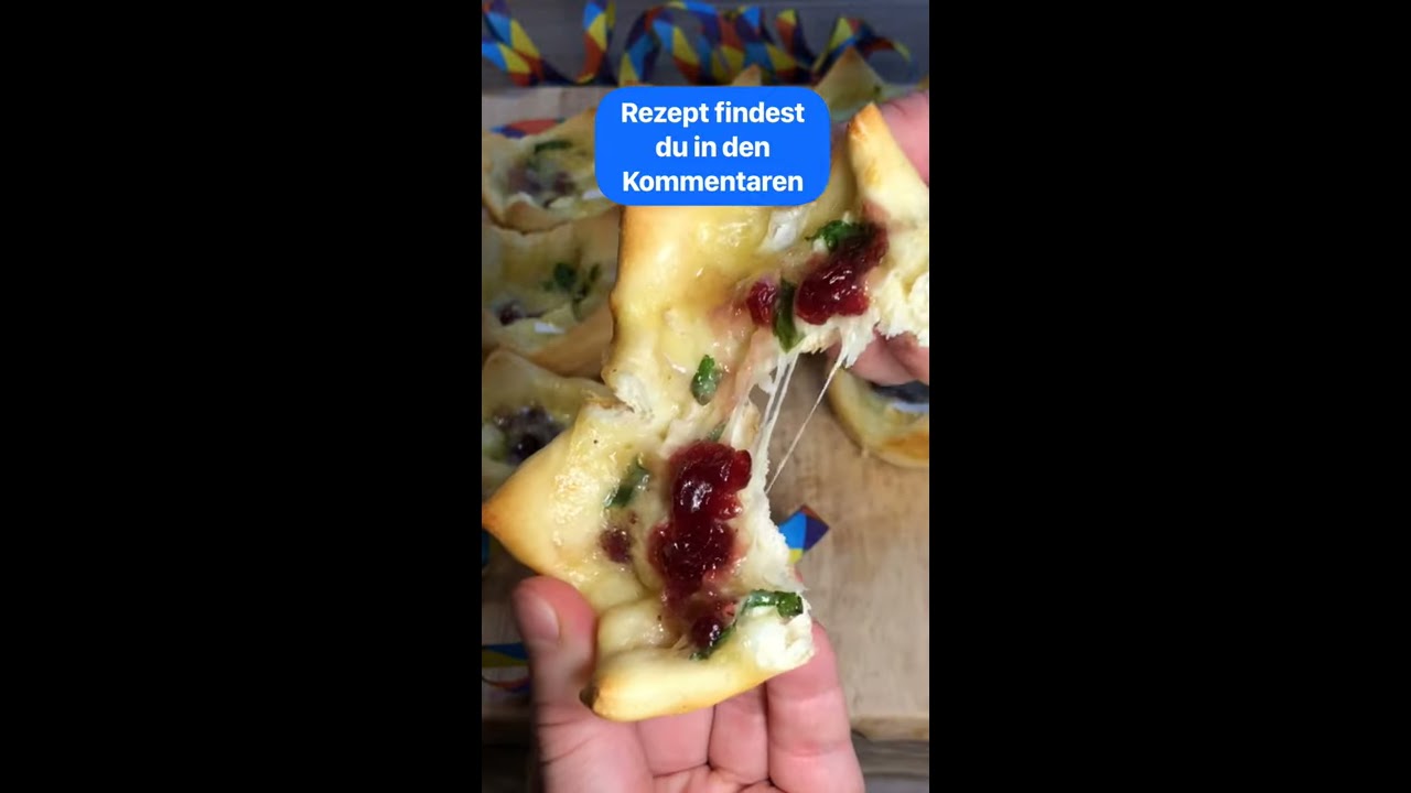 Camembert-Preiselbeer-Snack | Fingerfood #shorts - YouTube