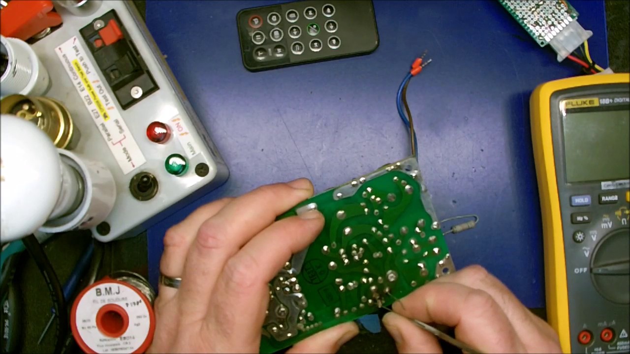 Cyrob : Réparation d'une alim à découpage en 