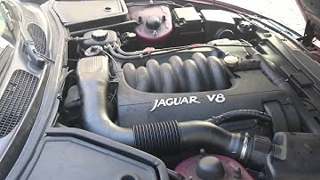 Jaguar V8 engine timing chain snapped.