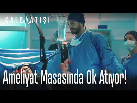 Ameliyat masasında ok atıyor!