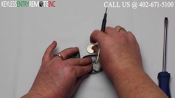 How To Replace A 1997 - 1999 Saturn SW1 Key Fob Battery