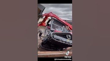 Kubota SVL 75 Skid Steer flipping Over When loading It On Trailer