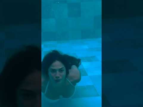 #demetözdemir 🫣🫣hot in bikini#instagram #shorts #viralvideo