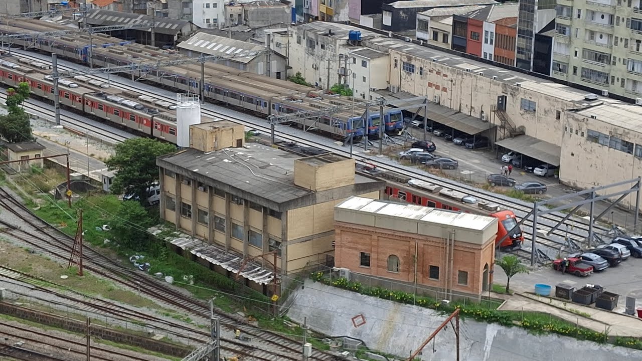 Os últimos trens da série 3000 da CPTM 