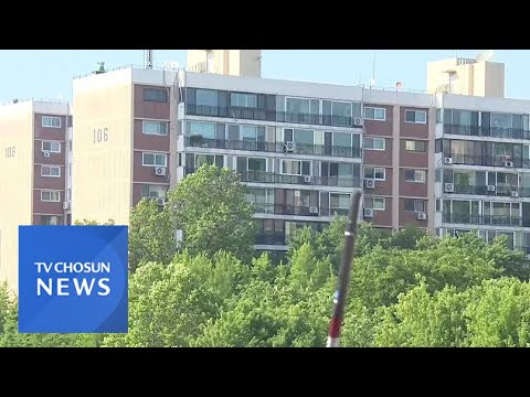 전국 아파트값 계속 내리막인데…강남3구·용산은 올랐다