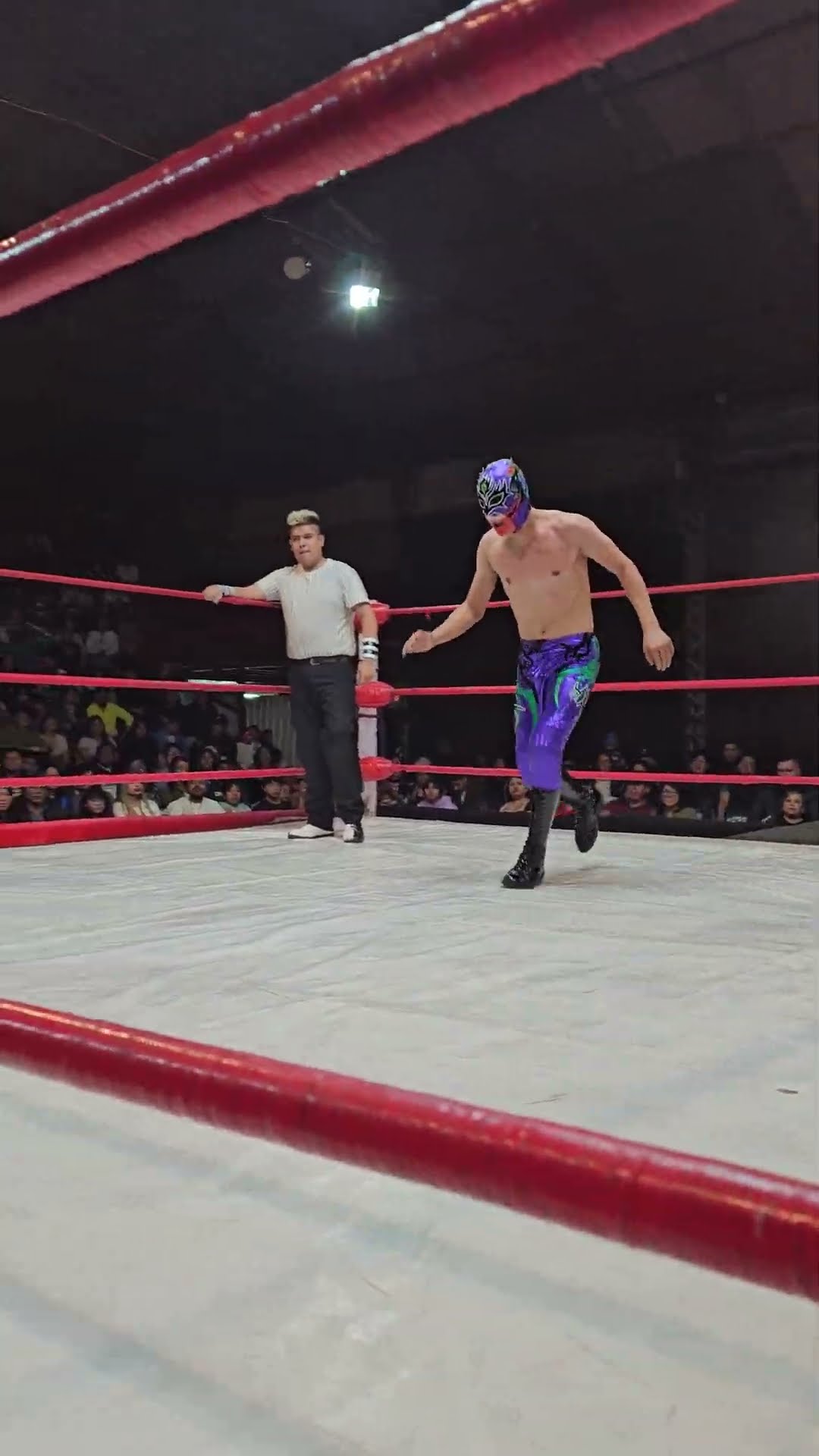 Vuelo de Titanium con Lucha Libre BOOM