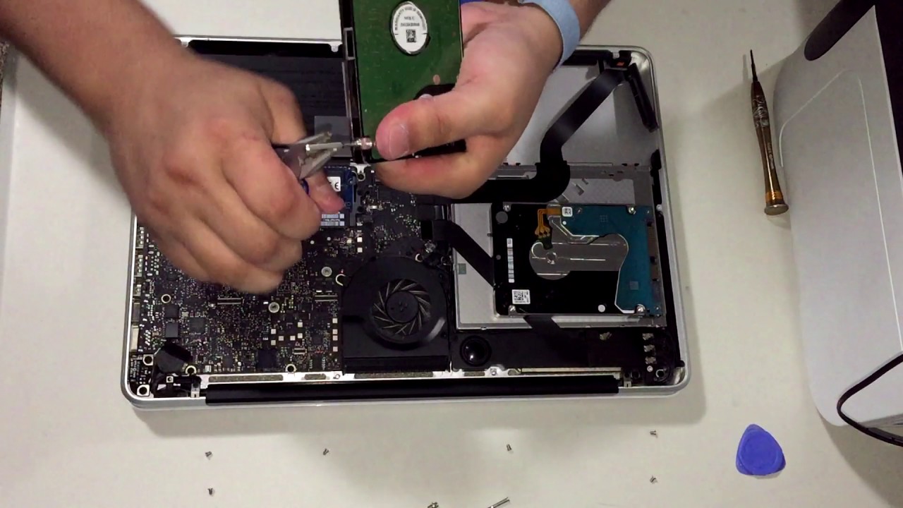 How to Replace the Hard Drive on a 2012 MACBOOK PRO - YouTube