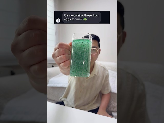 뱃속에 올챙이 부화할 듯 ㄷㄷ 🐸