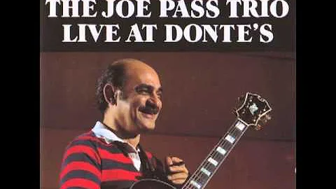 Joe Pass Trio - Stompin' At The Savoy (live)