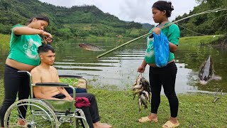 Pregnant mother - fishing to sell and cutting hair for her disabled husband