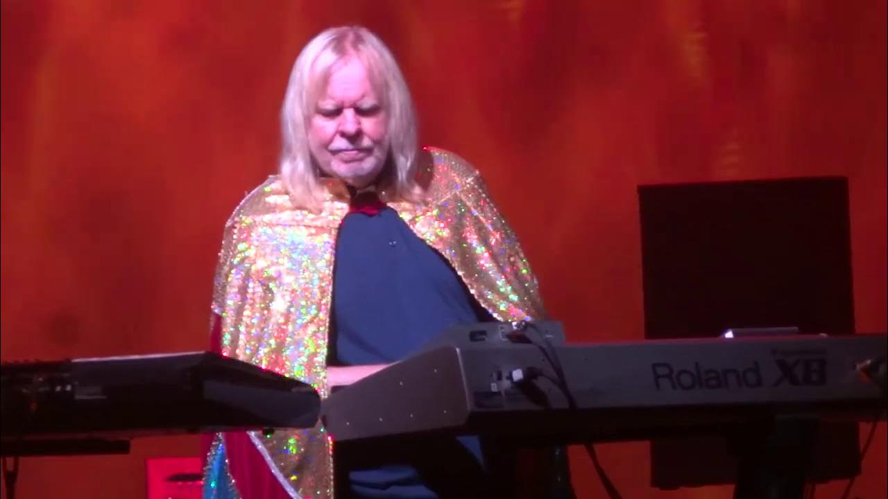 YES featuring ARW Anderson Rabin Wakeman Awaken Live in Akron