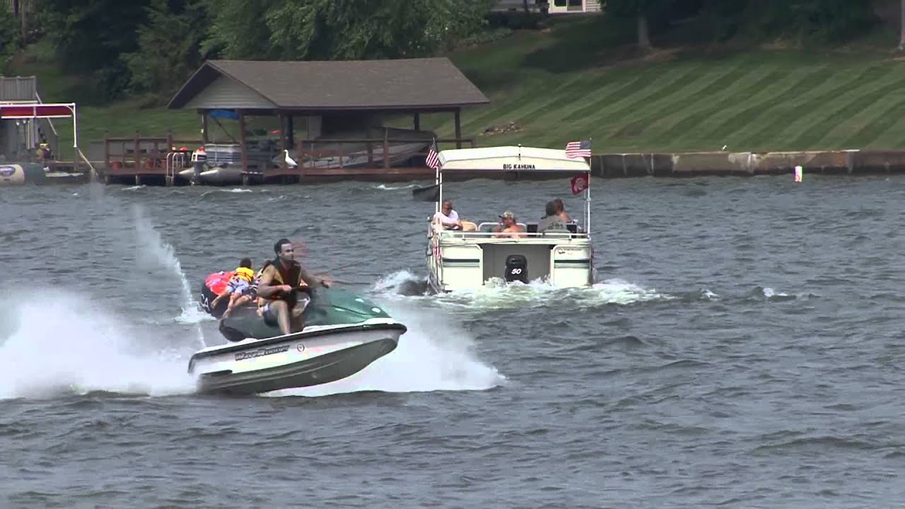 Jet Skis and Wave Runners at the Apple Valley Lake in Central Ohio