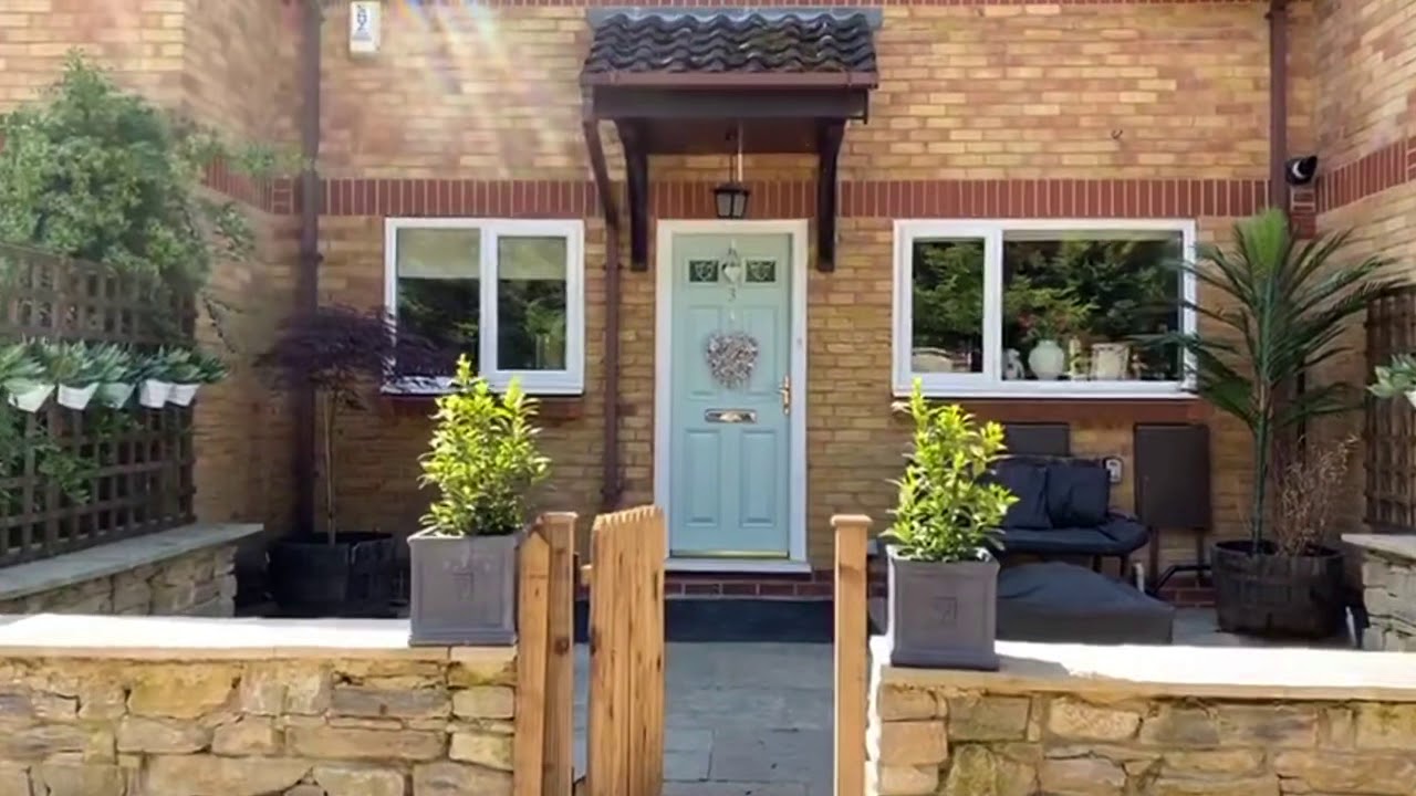 Waterside Mews, Guildford YouTube