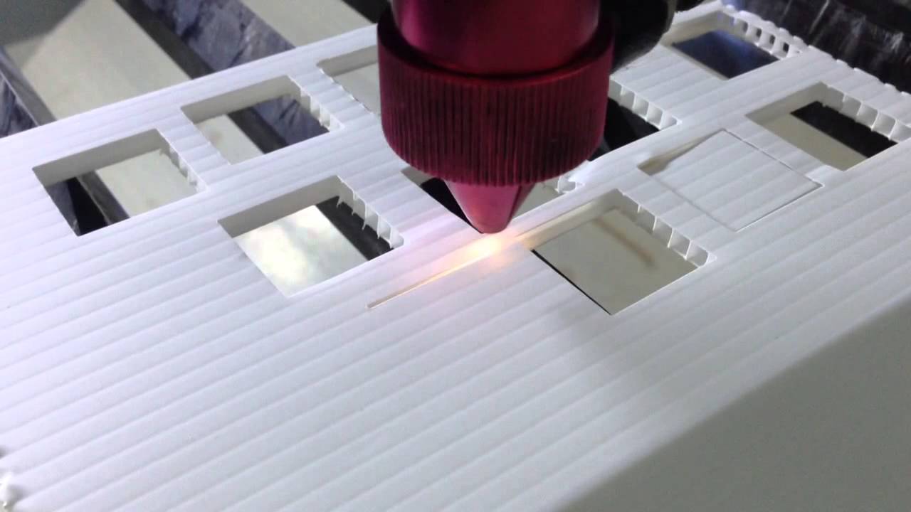 PP Board Cutting Coroplast Corrugated Plastic Sheets 4mm Cutting YouTube