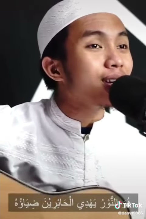 Huwa nur                                                 Santri njoso ( Akustik )