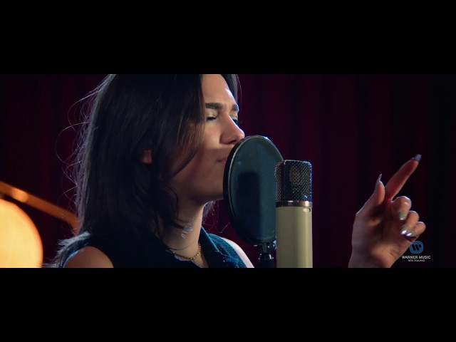 Dua Lipa – Thinking ‘Bout You (NZ Live Acoustic Session) class=