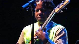 Victor Wooten - Norwegian Wood Bass Solo chords