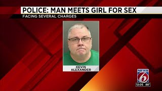 Man traveled to Orlando to meet teen girl for sex, police say