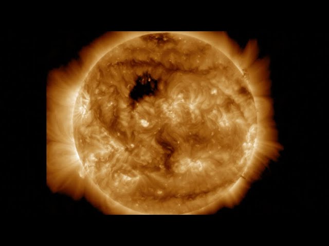 Magnetic Pole Shift Cold Extinction, Big Quake, Sunspots | S0 News Aug.22.2025