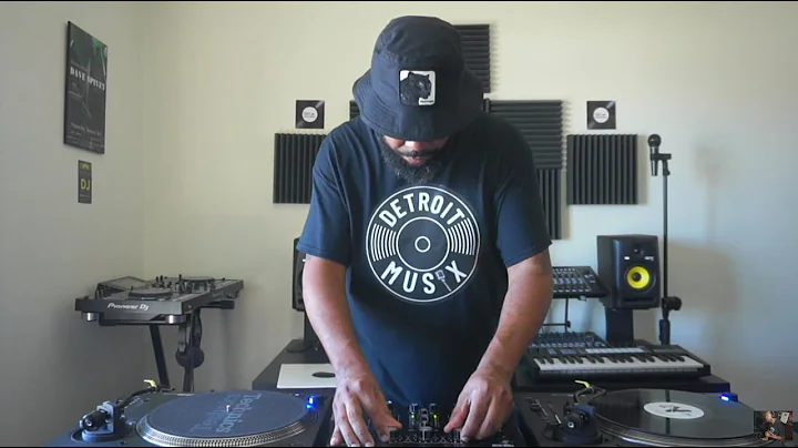 "Vinyl Sessions Vol.14" (A Deep, Soulful House Mix...