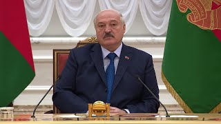 Лукашенко: Вы бы об меня точно ноги вытерли, если бы я от него отказался!