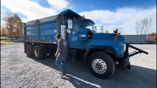 1999 Mack RD690S Dump Truck