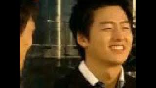 Lee Jung Jin as Alex Hong