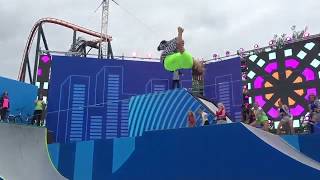 Slackline Show at Cedar Point