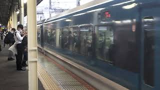 E257系2000番台オオNA-09編成藤沢駅発車