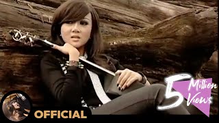 ဝိုင်းစုခိုင်သိန်း - လမ်းမကြီးရဲ့ဘေး (Official MV) screenshot 3