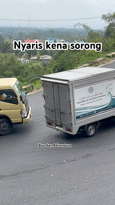 Nyaris kena sorong sama truk #truck