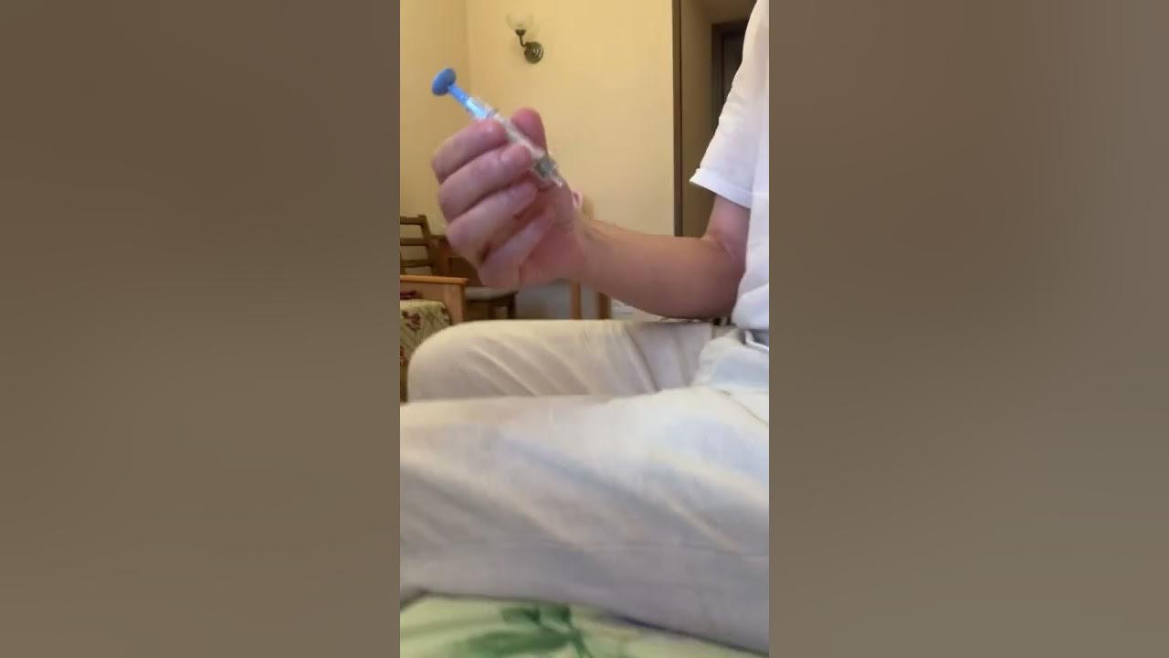 Укол сам себе видео. Укол сам себе видео