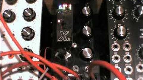 Quantix8 - 4Mb SRAM Quantizer / Wavetable oscillator demo 1