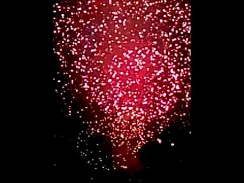 Video: Espectáculos de fuegos artificiales del 4 de julio en Tampa, Florida