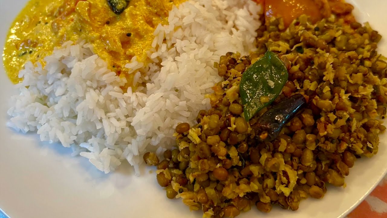 Kerala Naadan Cherupayar thoran/Mung bean Stir-Fry/Green Moong dal Sabji-Sapna's foodieskitchen