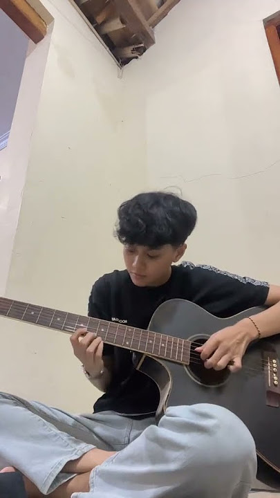 gitaris handal penerus mitha the virgin #gitar #gitaris #guitar #guitarcover #gitarakustik