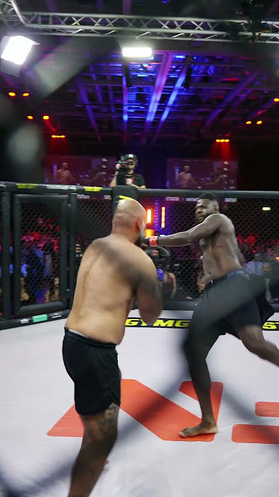 Download lagu Crazy heavyweight KNOCKOUT by Najib Adams 😱🔥 #mma