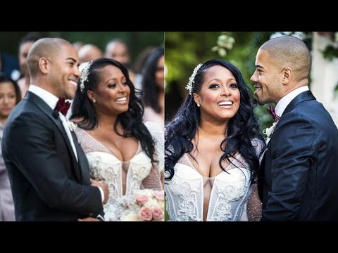 Video: Vlera neto e Keshia Knight Pulliam: Wiki, i martuar, familja, dasma, paga, vëllezërit e motrat