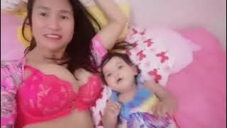 Menyusui Anak sambil rebahan