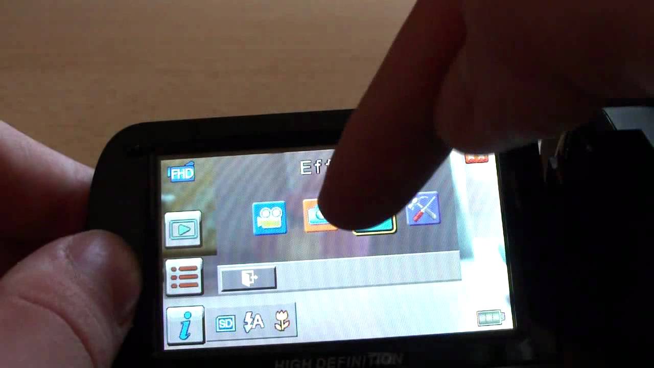 günstiger Full-HD Camcorder Medion X47023 im Test