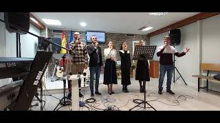 Grupul Eldad - Isus e viu / Trecând prin fața mea Isus! (Logroño 21.11.2022 Biserică Măslinul )