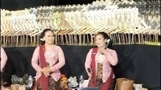 Uler Kambang Pelog NEM, Mbak Lia Sundari