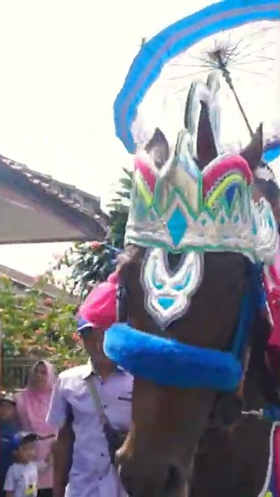 kuda renggong arak arakan