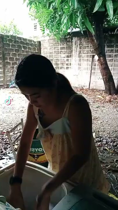 Ate nag laba may sumilip #shorts