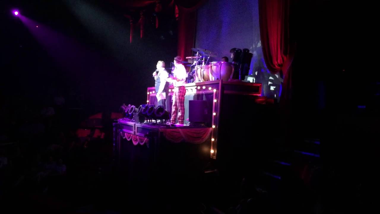 Great Yarmouth hippodrome circus summer 2016 Apple Watch scene