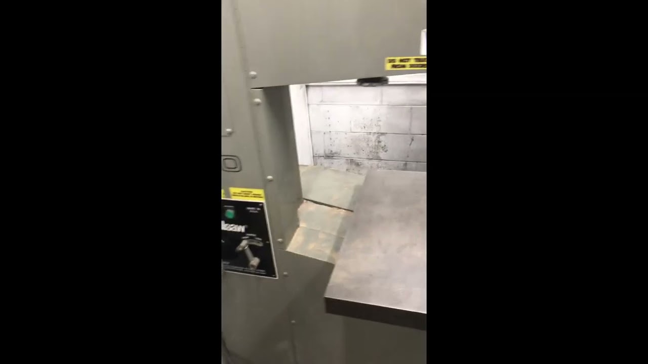 Used WF Wellsaw V-20 Vertical Band Saw for Sale