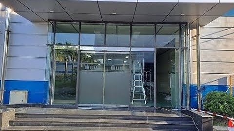 Cửa tự động sảnh văn phòng UIL