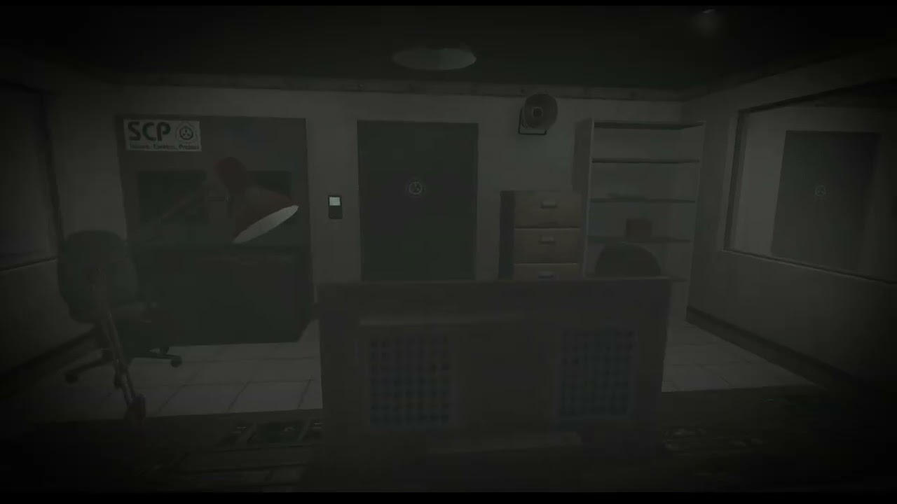 Playing SCP Containment Breach Ultimate Edition Reborn until I die on the hardest difficulty